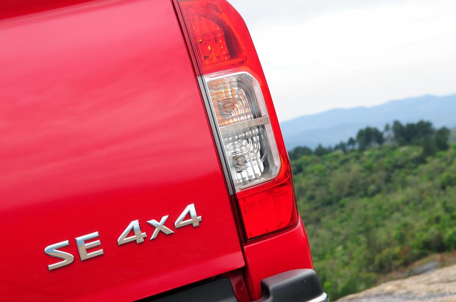 Детали экстерьера Nissan Frontier SE Double Cab (D23) 2017 года  (BR) (фото 14 из 22)